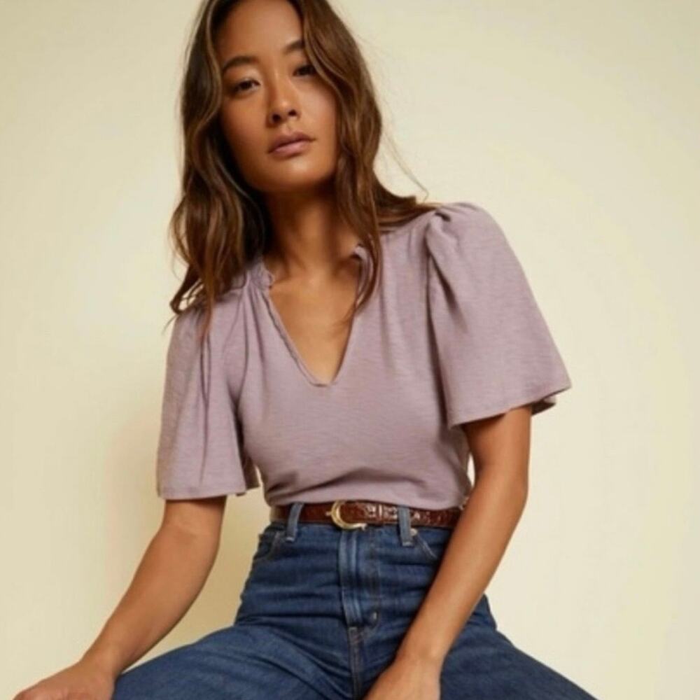Nation LTD Tierra Flirty Flutter Sleeve V-Neck Short Sleeve Slub Cotton Tee-Med